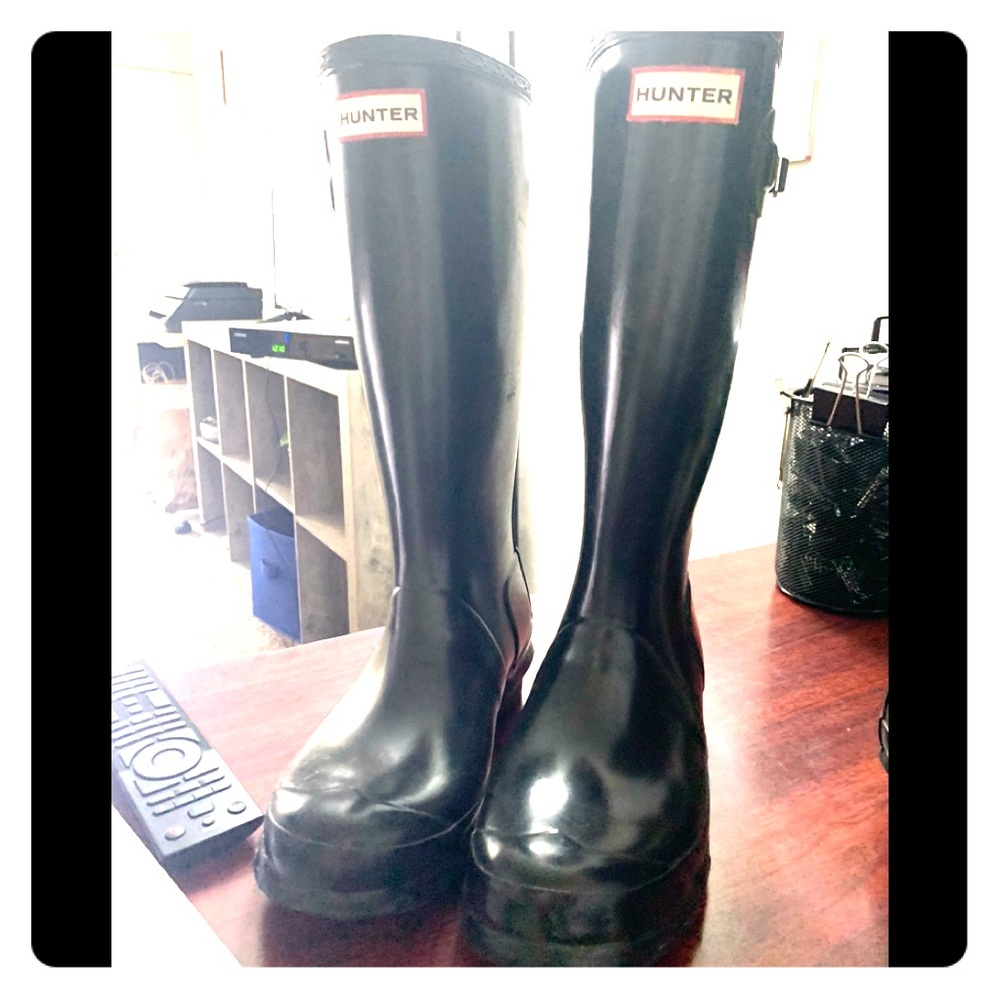 Hunter boots! Like new! Retail for $200 Girls sz6
